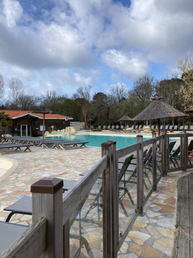 Camping 5* - Biscarosse Lac - Mobilhome 2 Chambres - 4 Personnes Biscarrosse Exterior foto